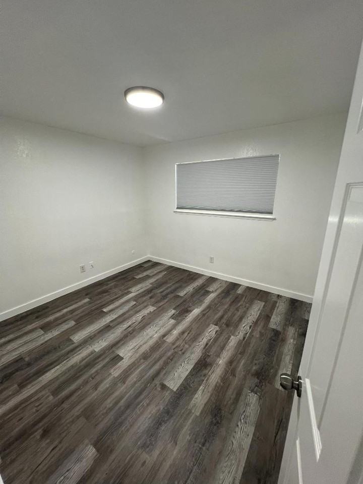 1800 S Garden Street - Photo 6 of 19