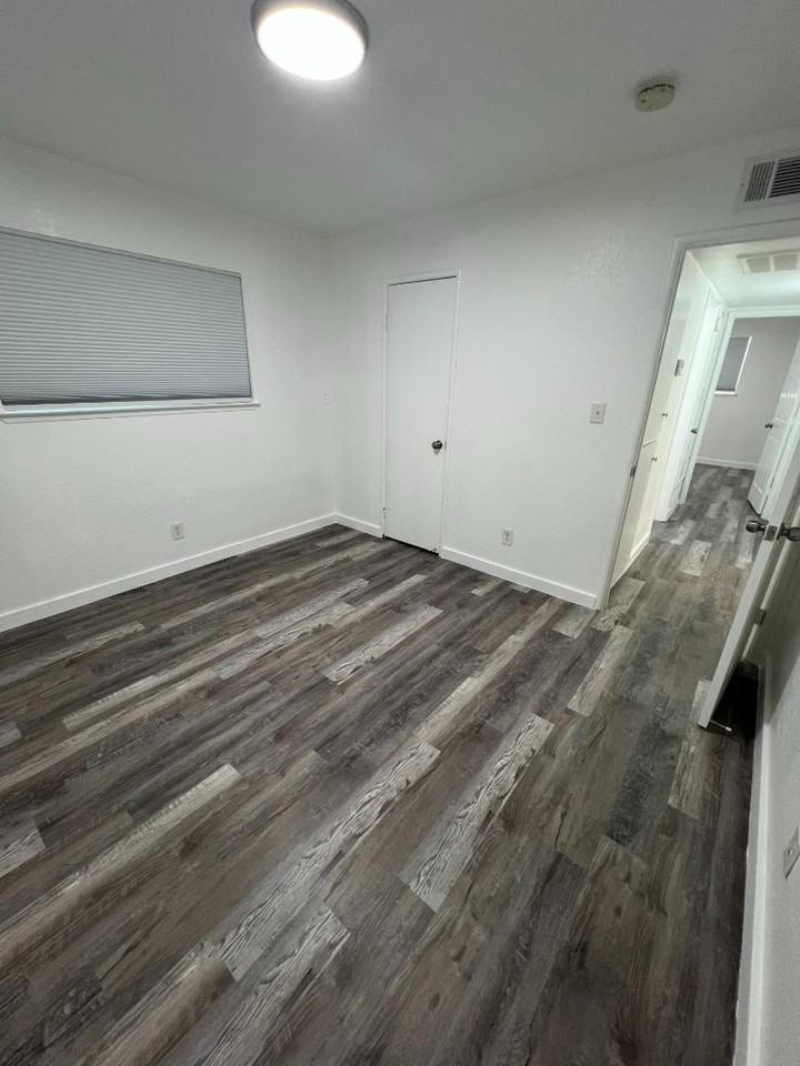 1800 S Garden Street - Photo 7 of 19