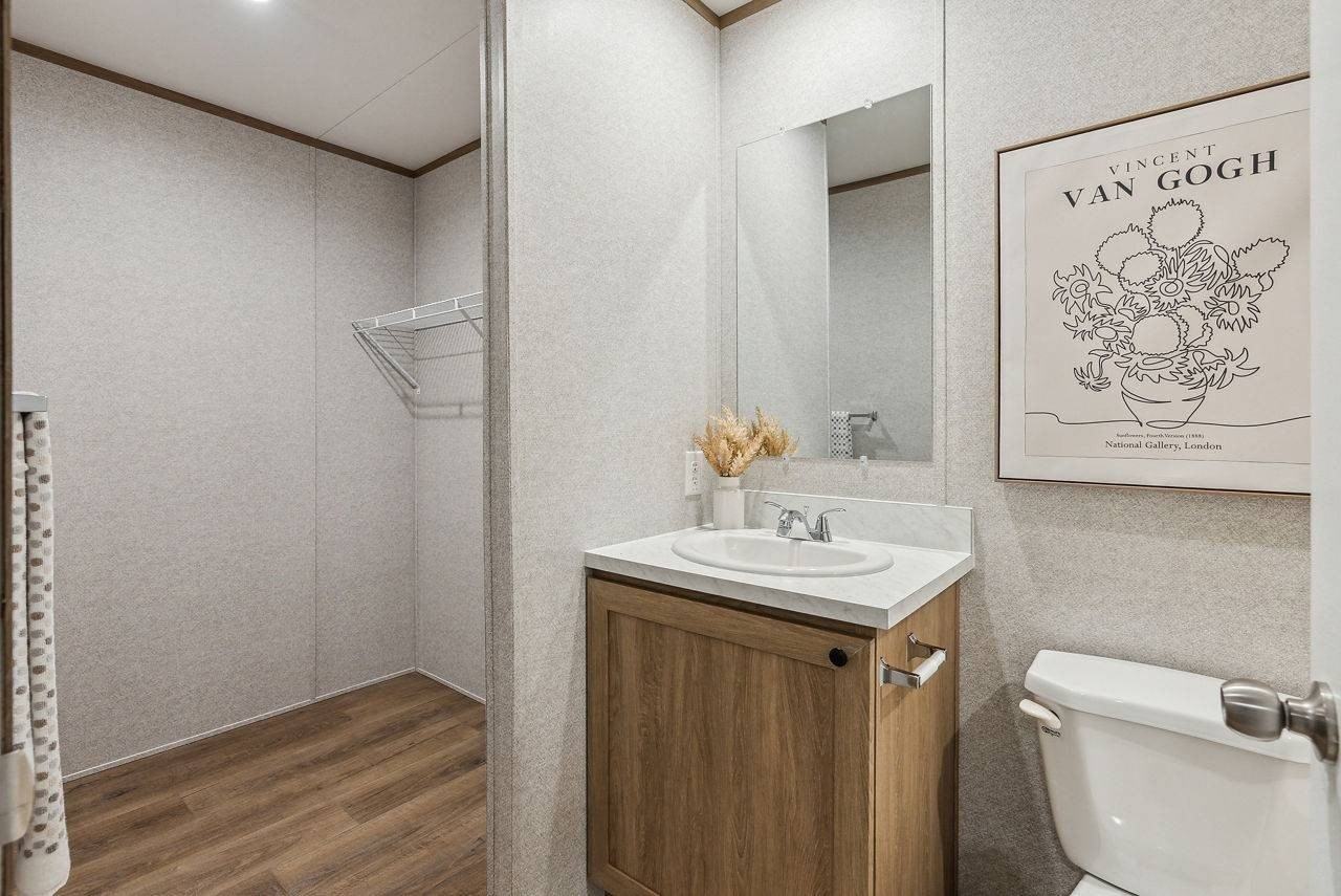 105 Sundale Trailer Ct - Photo 7 of 9