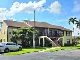 featured image of 4709 Lucerne Lakes Blvd E #101