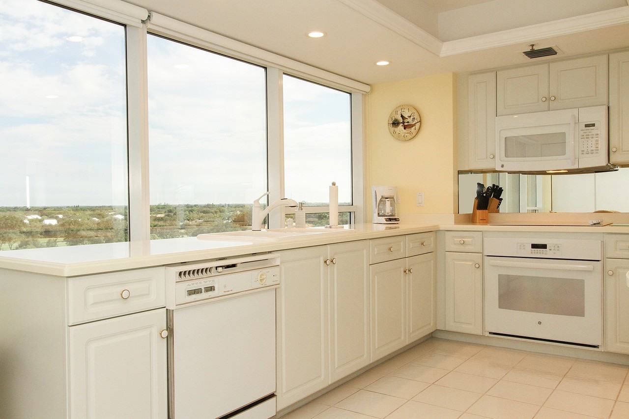 6825 Grenadier Blvd #804 - Photo 3 of 24