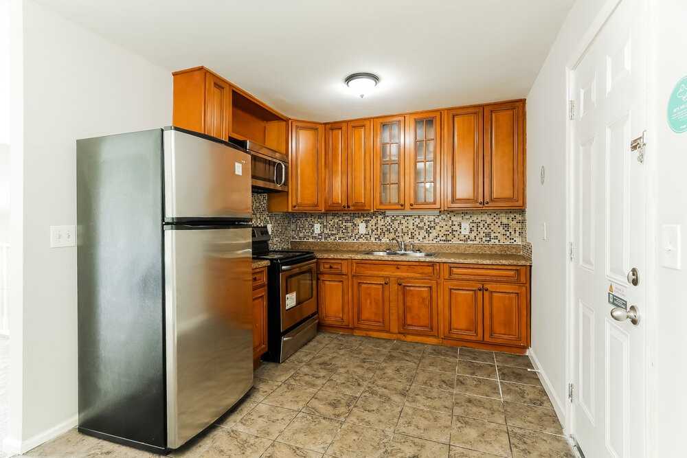 232 Glenvalley Ln Nw - Photo 7 of 17