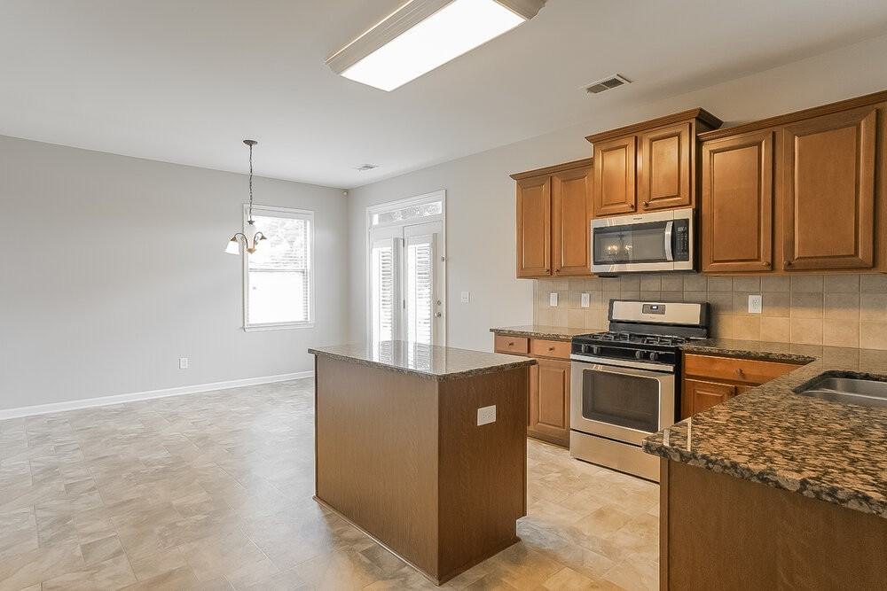 3253 Willow Meadow Ln - Photo 6 of 17