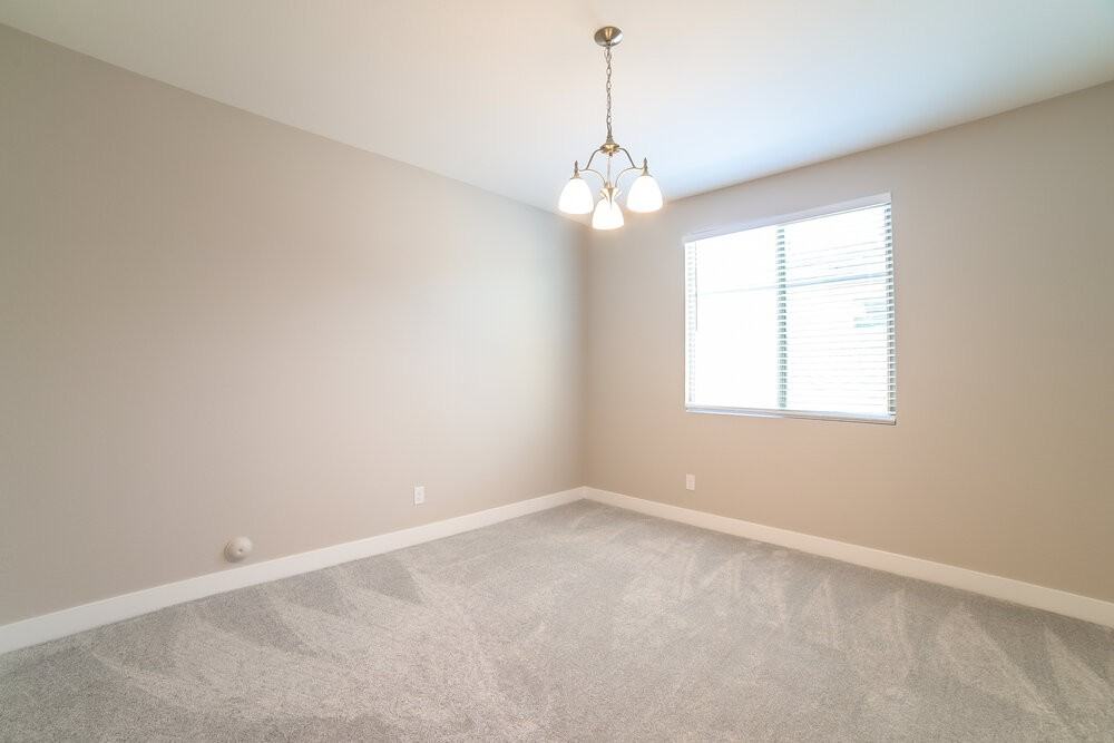 13359 W Rowel Rd - Photo 4 of 16