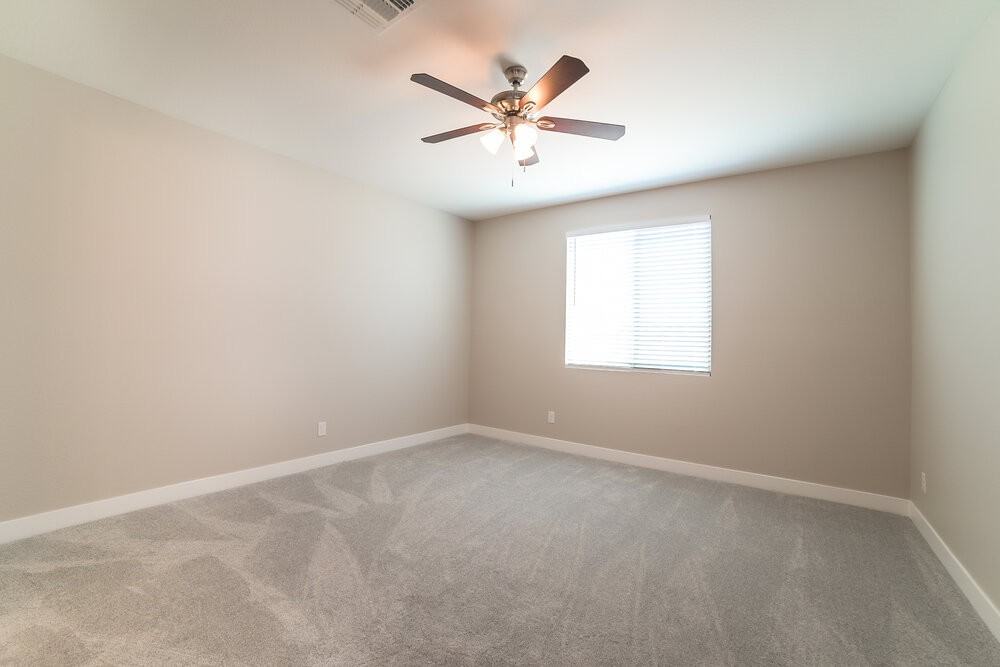 13359 W Rowel Rd - Photo 7 of 16