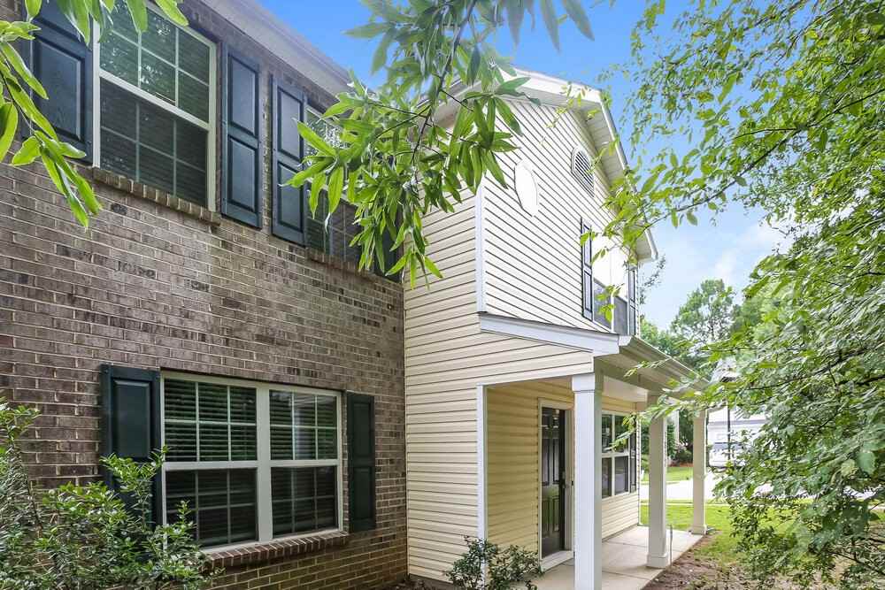 3832 Glory St - Photo 5 of 17