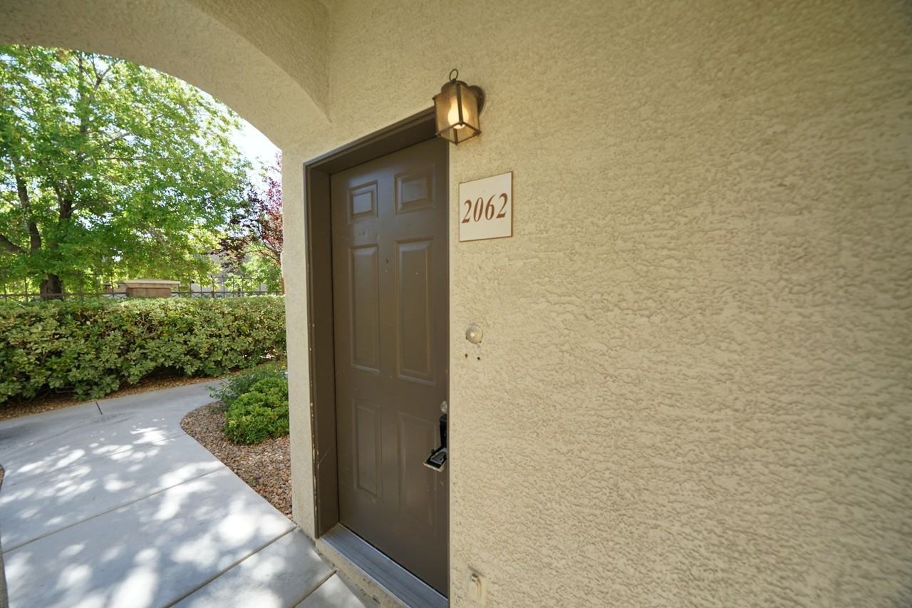 9050 W Warm Springs Rd #2062 - Photo 3 of 29