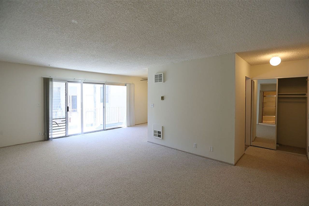 1470 Alice St #307 - Photo 3 of 12