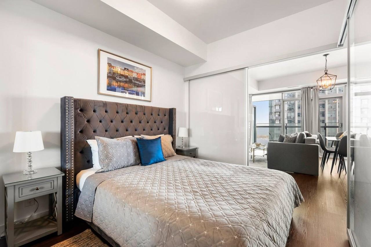 12 York St #1037087P - Photo 6 of 22