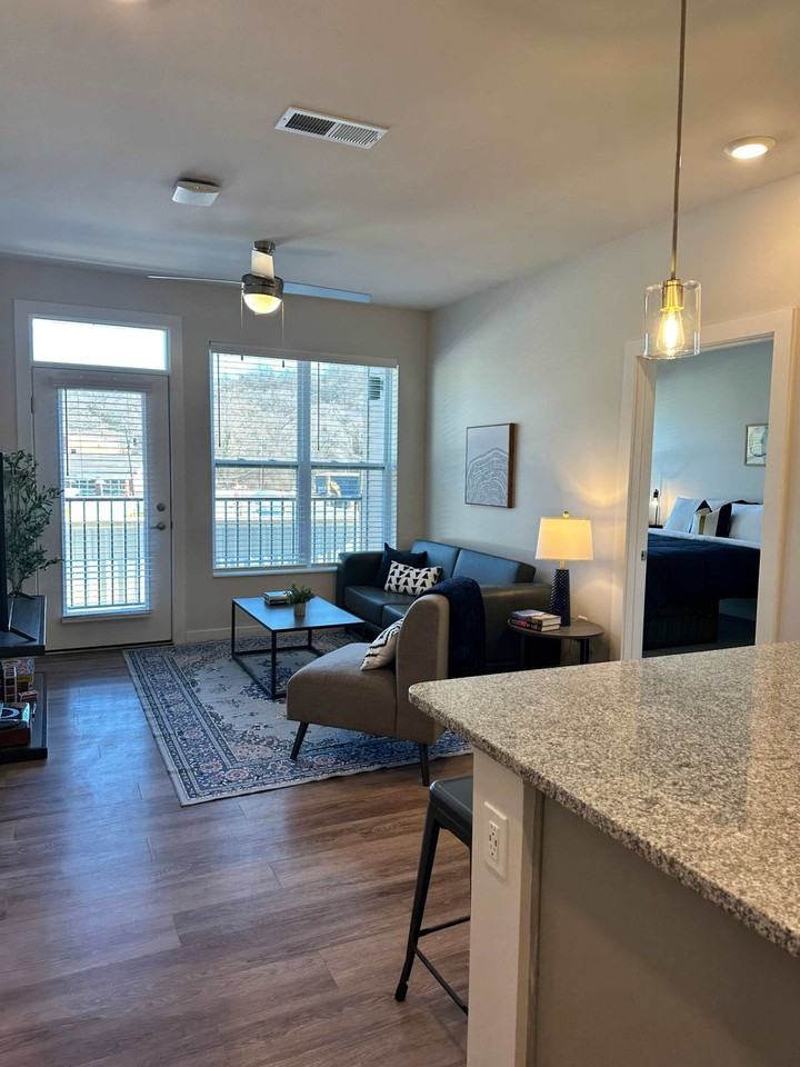 1001 Marshall Avenue - Photo 6 of 42