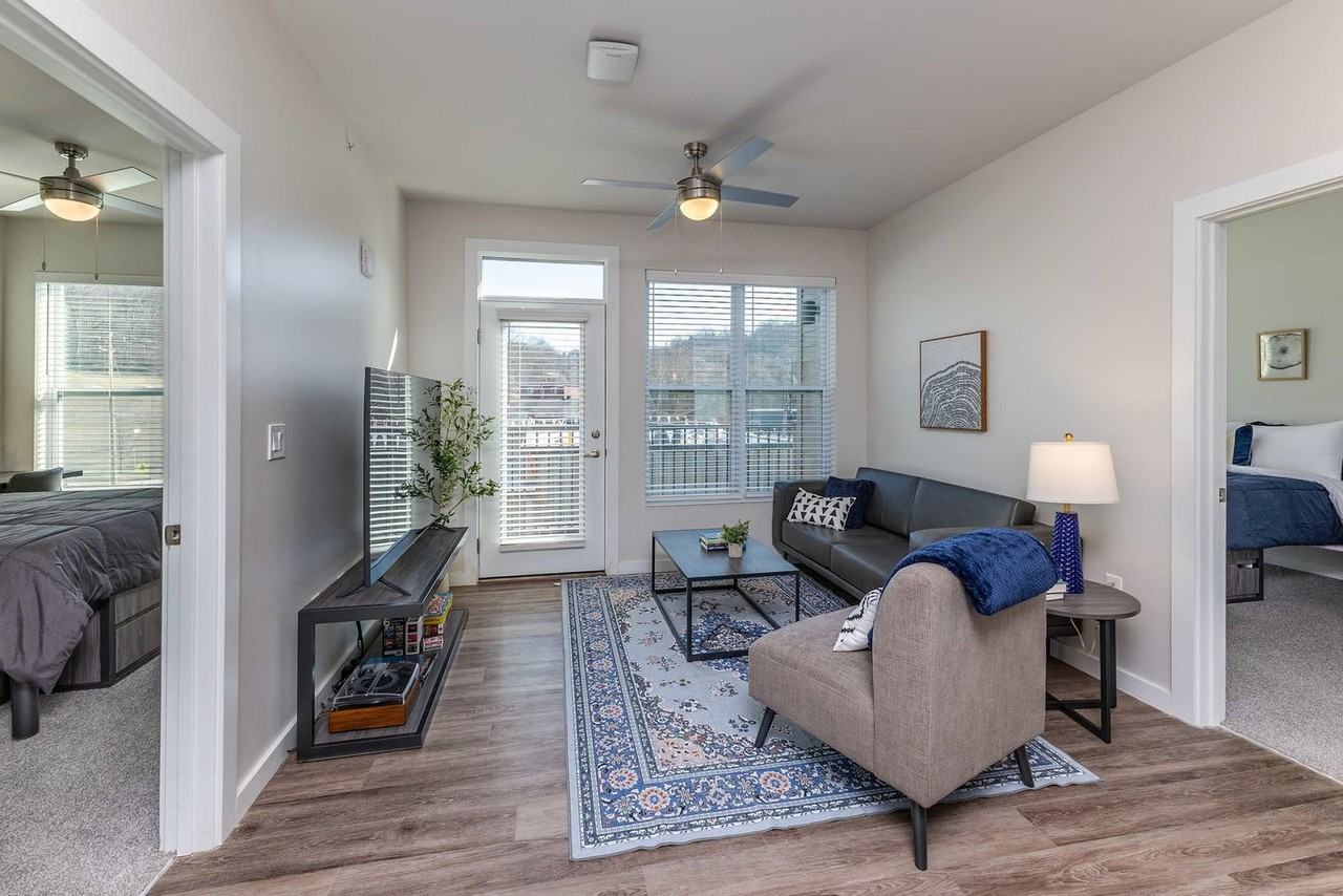 1001 Marshall Avenue - Photo 2 of 42