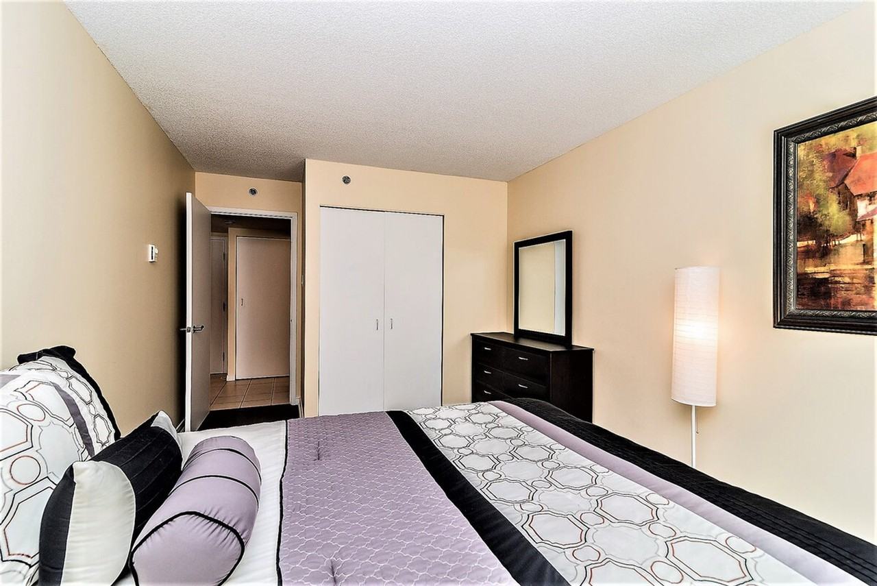 178 Rue Sainte-Catherine E #1261755P - Photo 4 of 19