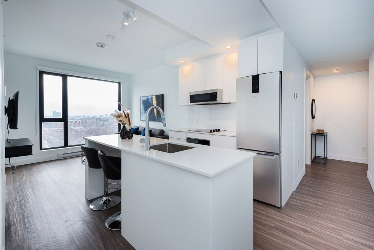 1454 Av Overdale #1261822P - Photo 7 of 40