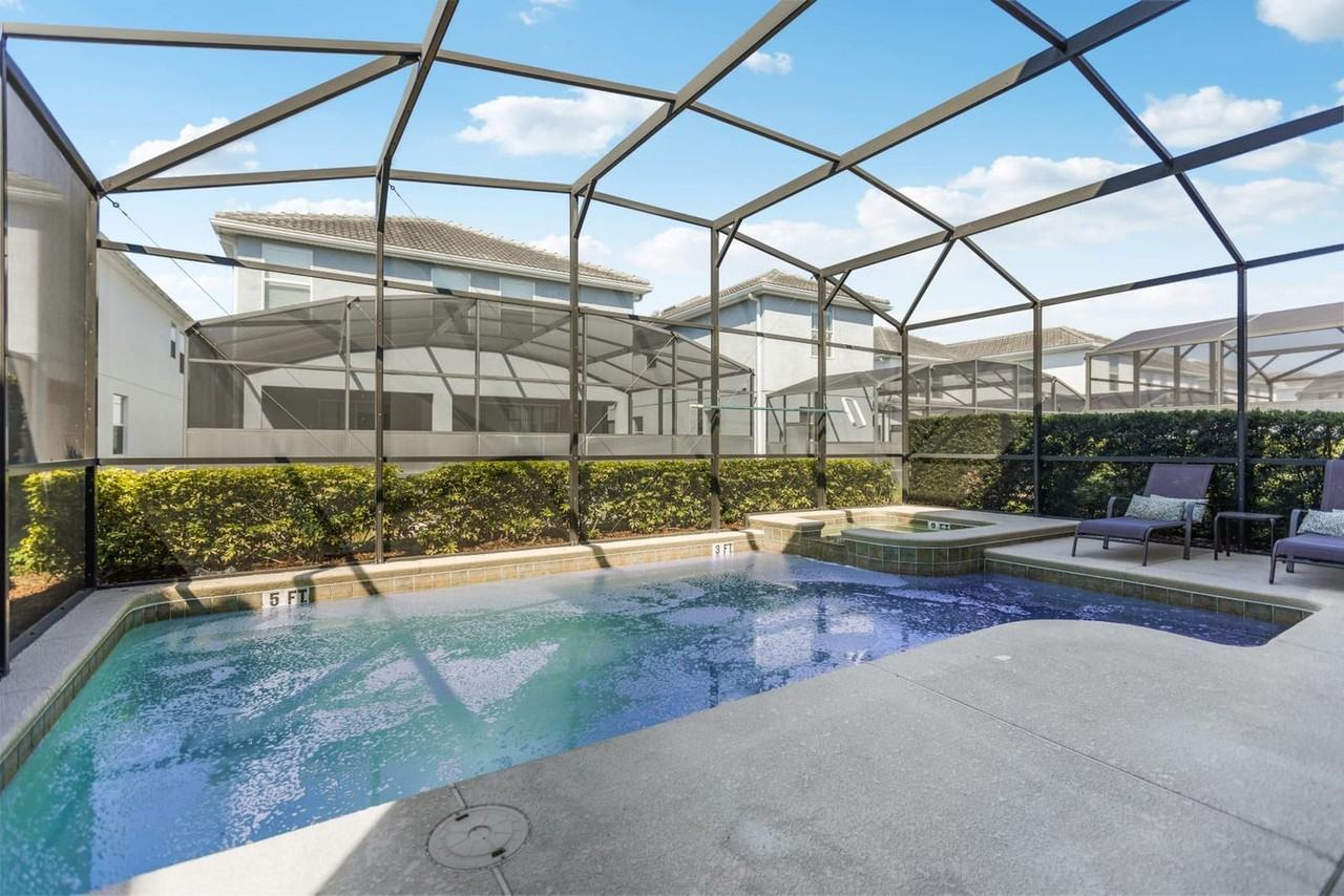 4718 Kings Castle Cir #1263246P - Photo 5 of 35