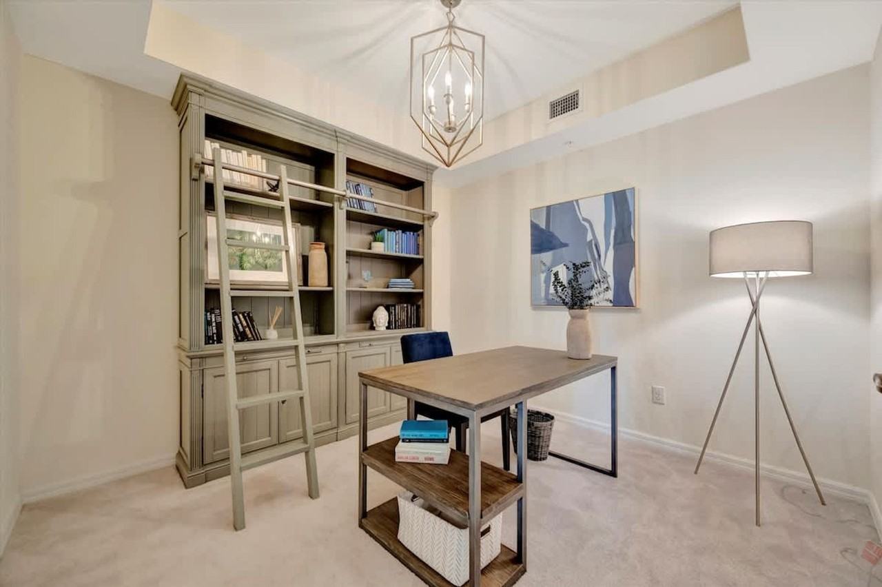 5720 Palmer Cir #1264163P - Photo 7 of 37