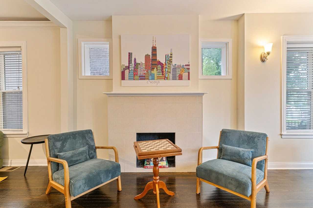 1351 N Lawndale Ave #1265099P - Photo 7 of 16