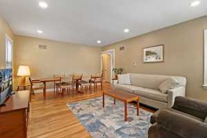 featured image of 3964 Grandview Ave