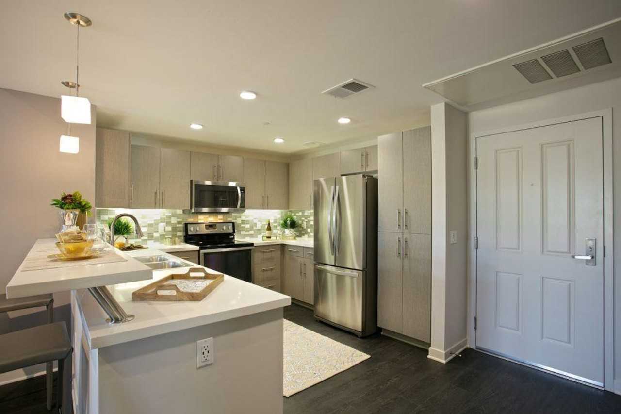 9065 Sydney Ct #1266110P - Photo 4 of 25