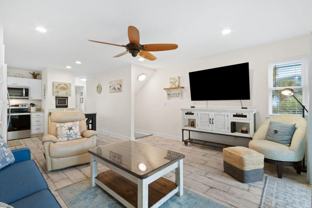 1948 W Beach Blvd - Photo 1 of 1