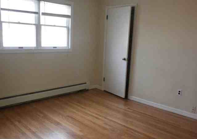 35 Calicooneck Rd - Photo 3 of 10