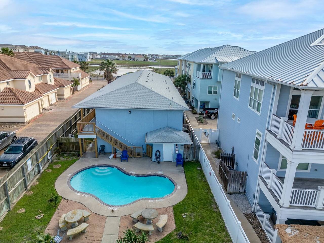 14898 Granada Dr #1268408P - Photo 5 of 28