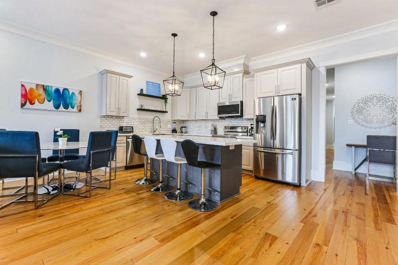 1222 Carondelet St #1269968P - Photo 4 of 22