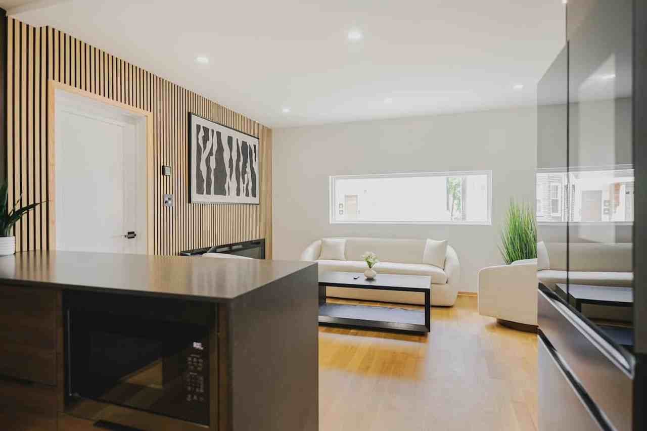 99 Bennington St #1271278P - Photo 4 of 33