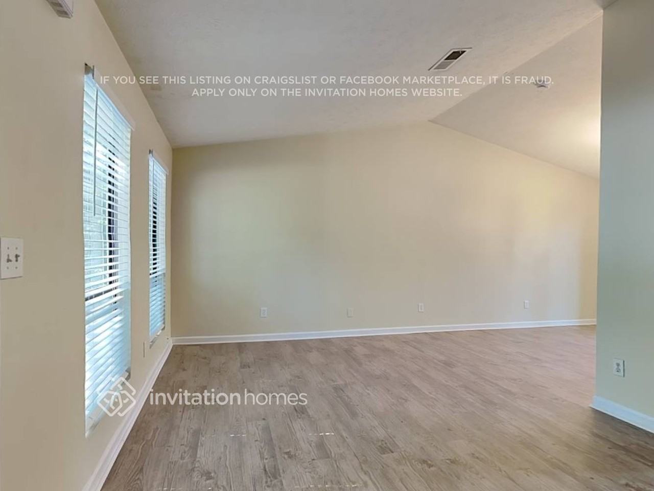 939 Bermuda Ct - Photo 4 of 20