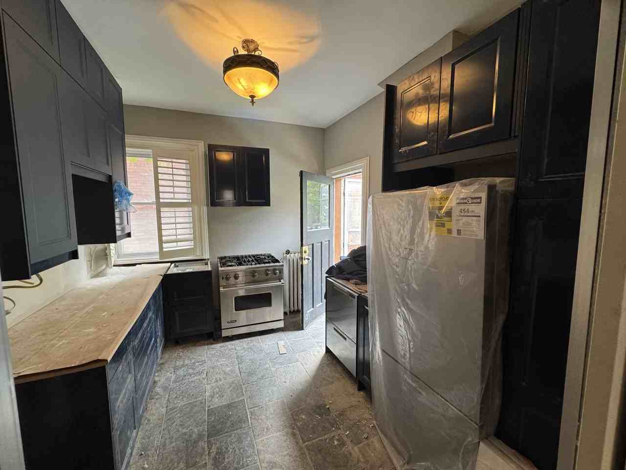 Elgin St & Park Ave #101 - Photo 6 of 20