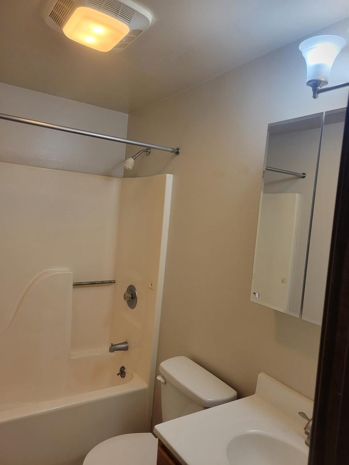 224 Umberto Ave #224U - Photo 2 of 10