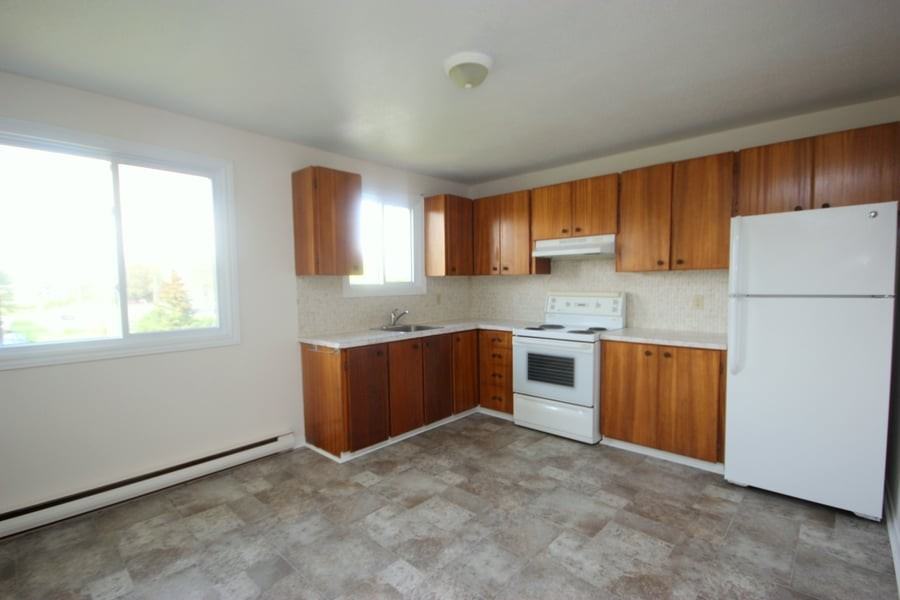 3483 St. Joseph Blvd - Photo 3 of 10