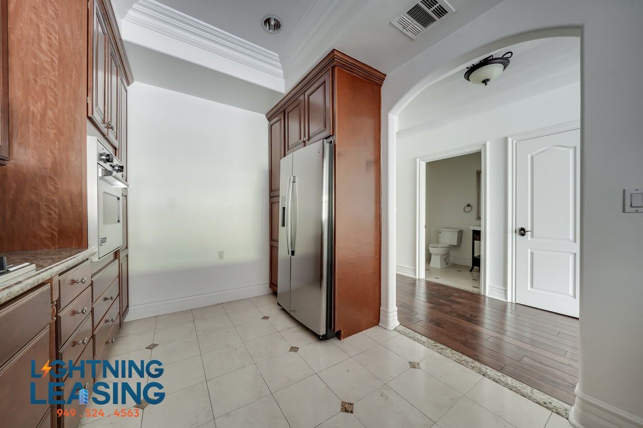 10641 Woodbridge Street #101D - Photo 2 of 43