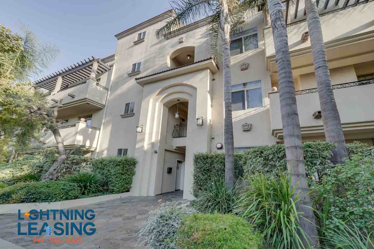 10641 Woodbridge Street #101D - Photo 3 of 43