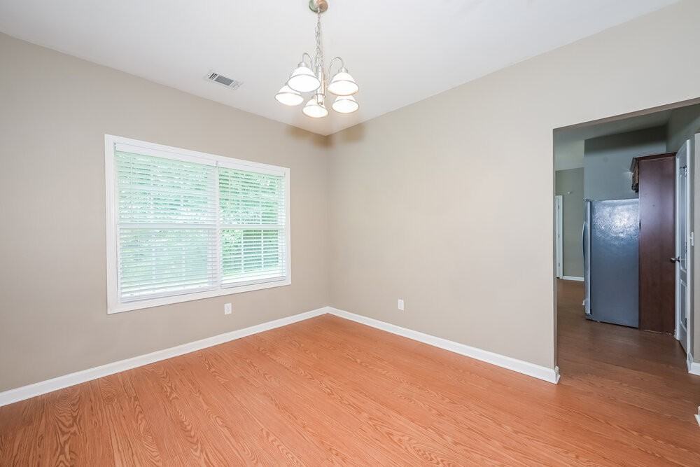 6593 Grand Hickory Dr - Photo 6 of 17