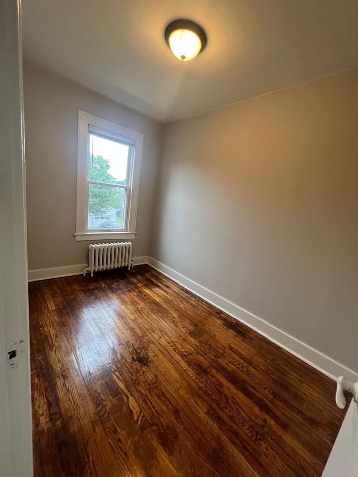 826 Chestnut Street - Photo 3 of 12