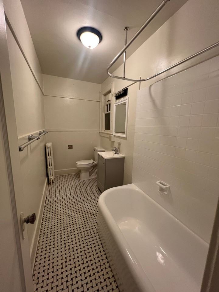 826 Chestnut Street - Photo 7 of 12