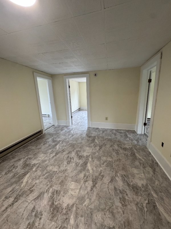 509 10th St #C - Photo 6 of 7