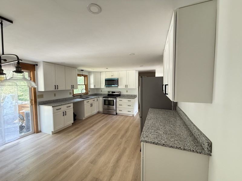 1A Blueberry Rd - Photo 2 of 18