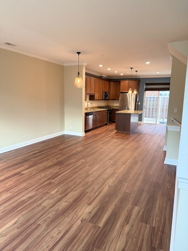 1193 S Grove Ave - Photo 2 of 24