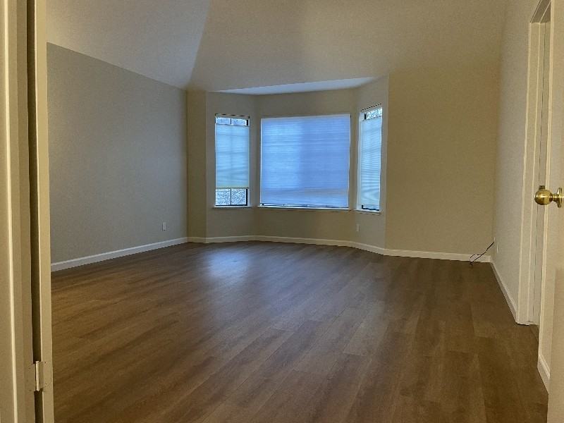 1276 Shanghai Ct - Photo 2 of 9