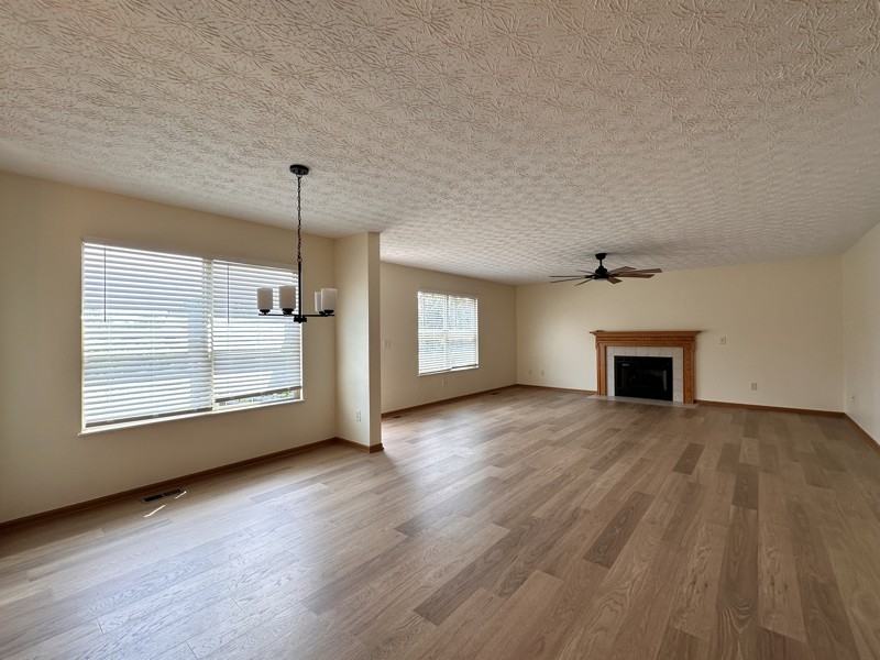 1553 Grove Hill Dr - Photo 3 of 32