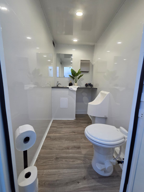 13030 Prairie Dr - Photo 2 of 11