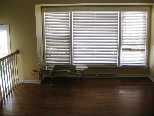 8835 N Grand St - Photo 2 of 10