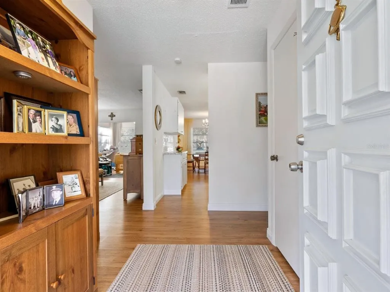 1624 Whitehead Dr #320 - Photo 3 of 18