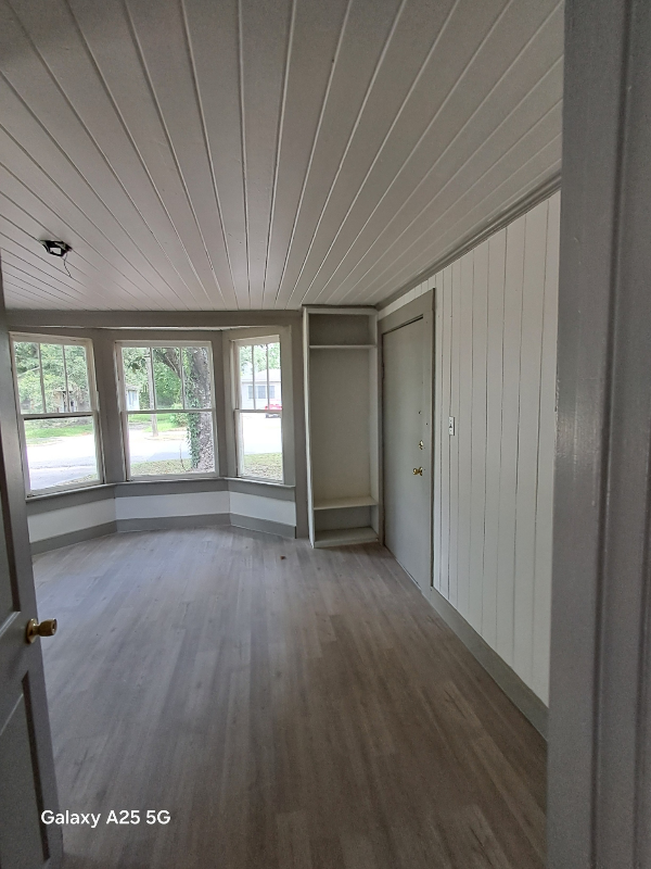 2351 Dukes Ave - Photo 2 of 12