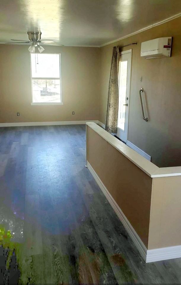 246 Creekside Dr #NA - Photo 3 of 10