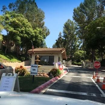 22765 Lakeway Dr #425 - Photo 4 of 16