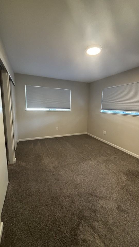 1352 Drake Dr - Photo 5 of 8