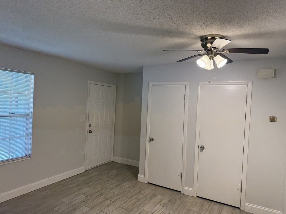 8020 Stark Ave #B - Photo 6 of 14