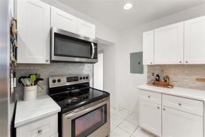 featured image of 1111 Northeast 211th Terrace